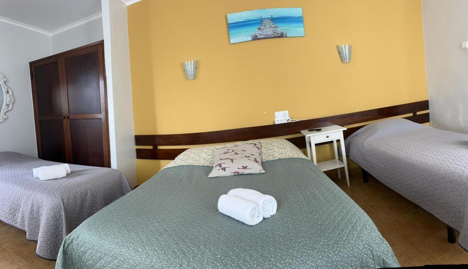 Отель Residencia Aviz Пениши Номер фото