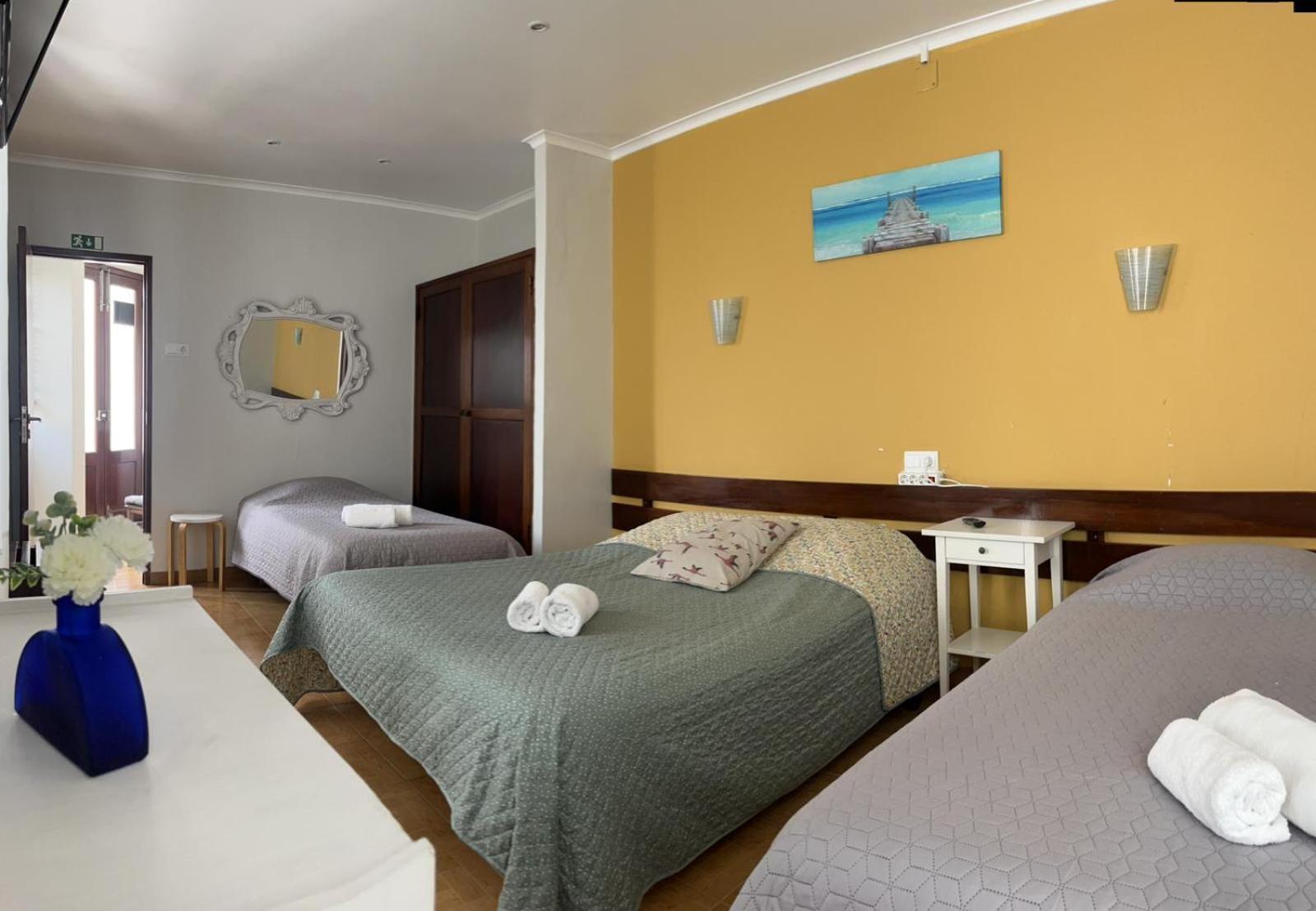 Отель Residencia Aviz Пениши Номер фото