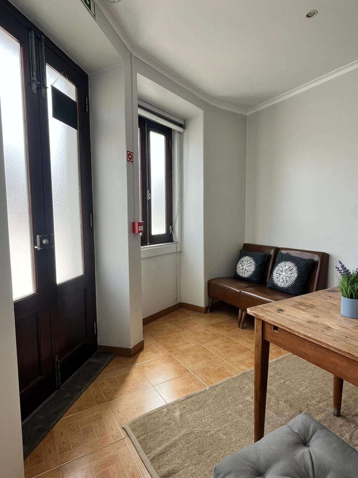 Отель Residencia Aviz Пениши Номер фото